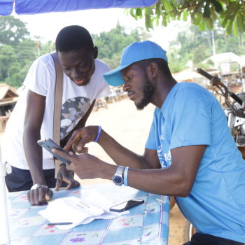 Micro-operator in Ghana, showing how the BLUETOWN internet works